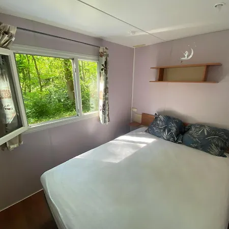 Mobil Pres De Paris Campsite Saint-Cheron